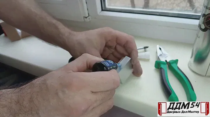 Двойная угловая стамеска с Озона (из г---а в конфетку)